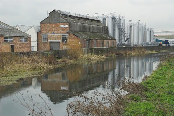 Stratford Marsh, London. (C) 2006, Peter Marshall